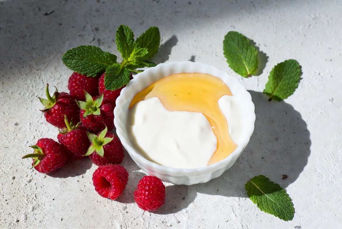 Frambuesas y yogur